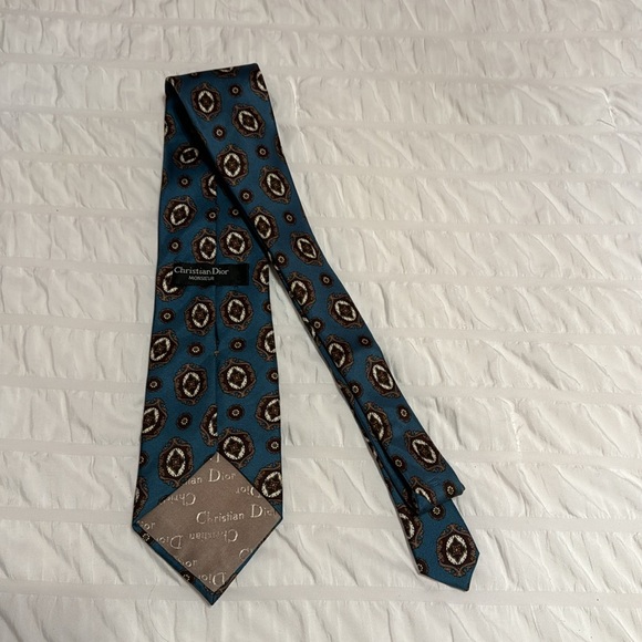 VINTAGE CHRISTIAN DIOR TIE - Picture 2 of 3